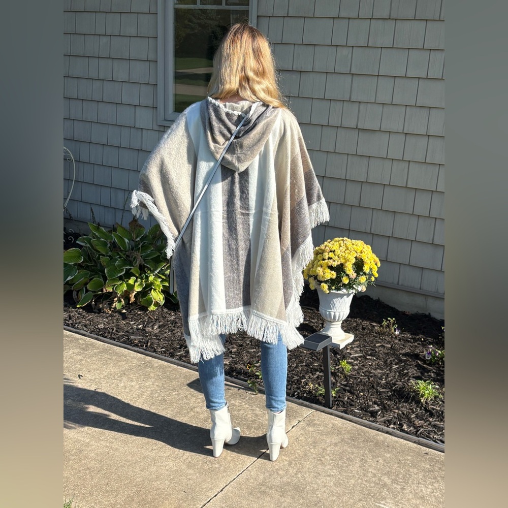 NWOT - Alpaca Blend Ruana - OS - Picture 5 of 12